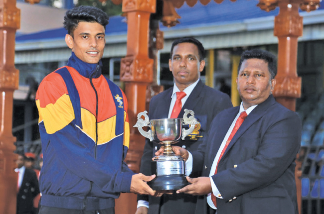 තරගාවලියේ දක්ෂතම ක්රීඩිකාව නදීෂා රාමනායක
