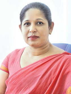 ජ්යෙෂ්ඨ කථිකාචාර්ය ආචාර්ය චමිලා සිරිවර්ධන
දර්ශන අධ්යයන අංශය,
කැලණිය විශ්වවිද්යාලය